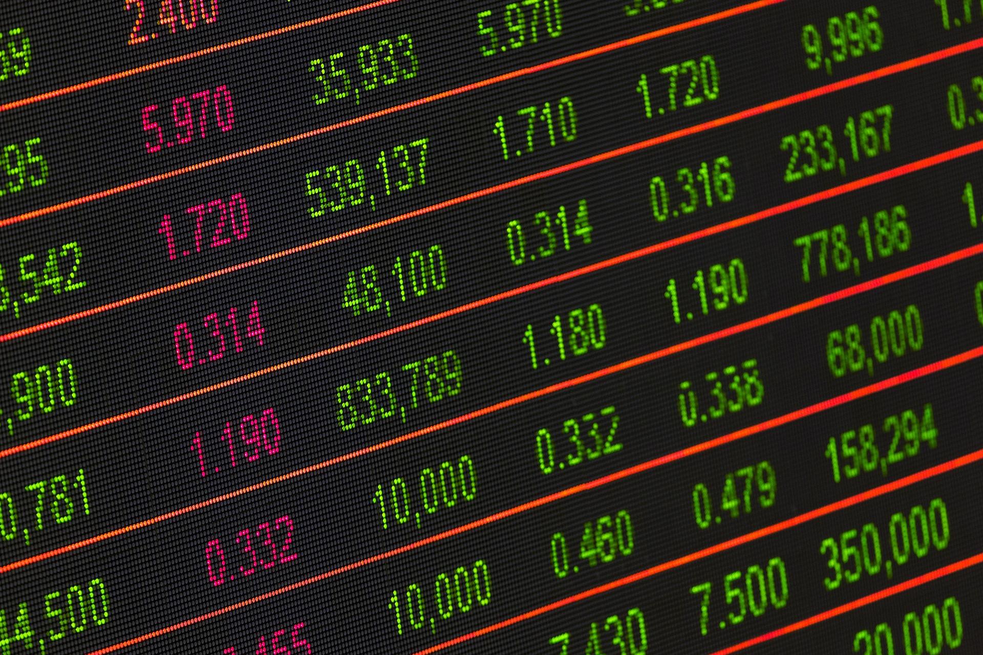 Dabur Shares Plunge 6.15%: Weak Q4 Outlook & Margin Pressures Spook Investors