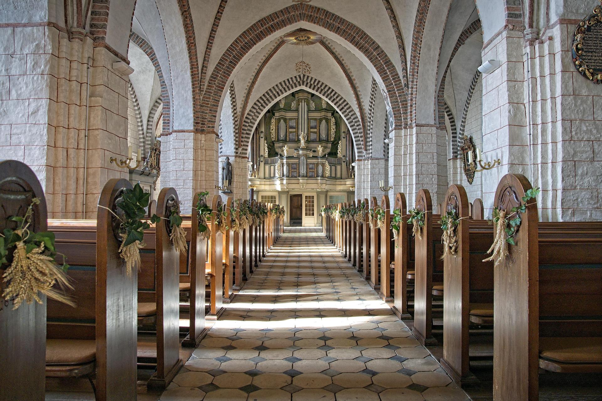 20 Dead in Damascus Church Bombing Amid Iranian Strikes and US Attacks on Iran: Middle East Crisis Deepens