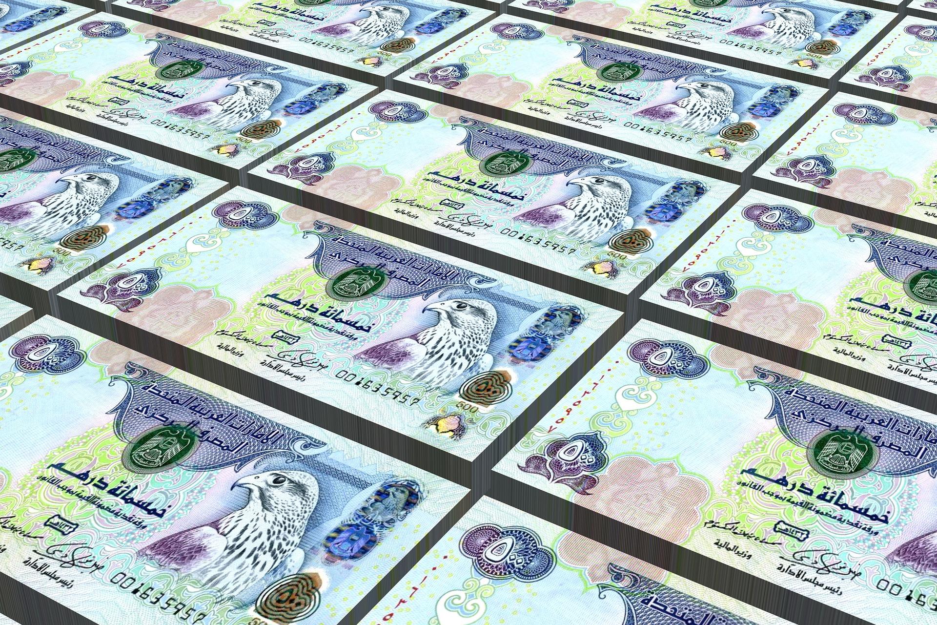 Falling Rupee Becomes a Golden Opportunity for Indians Living in Gulf Countries,Here Is How