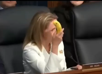 Banana Tariff Dispute: Trump’s 50% Import Duty on Indian Bananas Sparks Outrage in the US