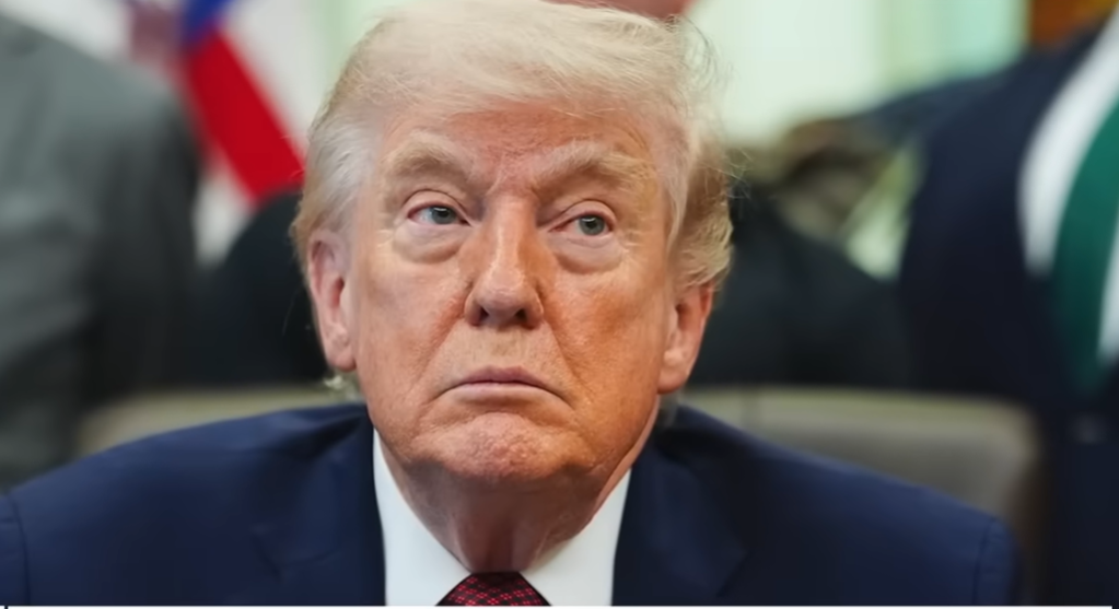 President Trump holds Situation Room meeting on Iran amid Hormuz crisis